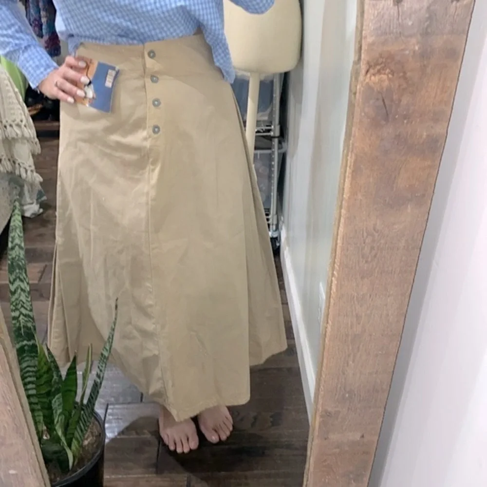Vintage tan skirt new with tags deadstock size 12/13 cotton fabric